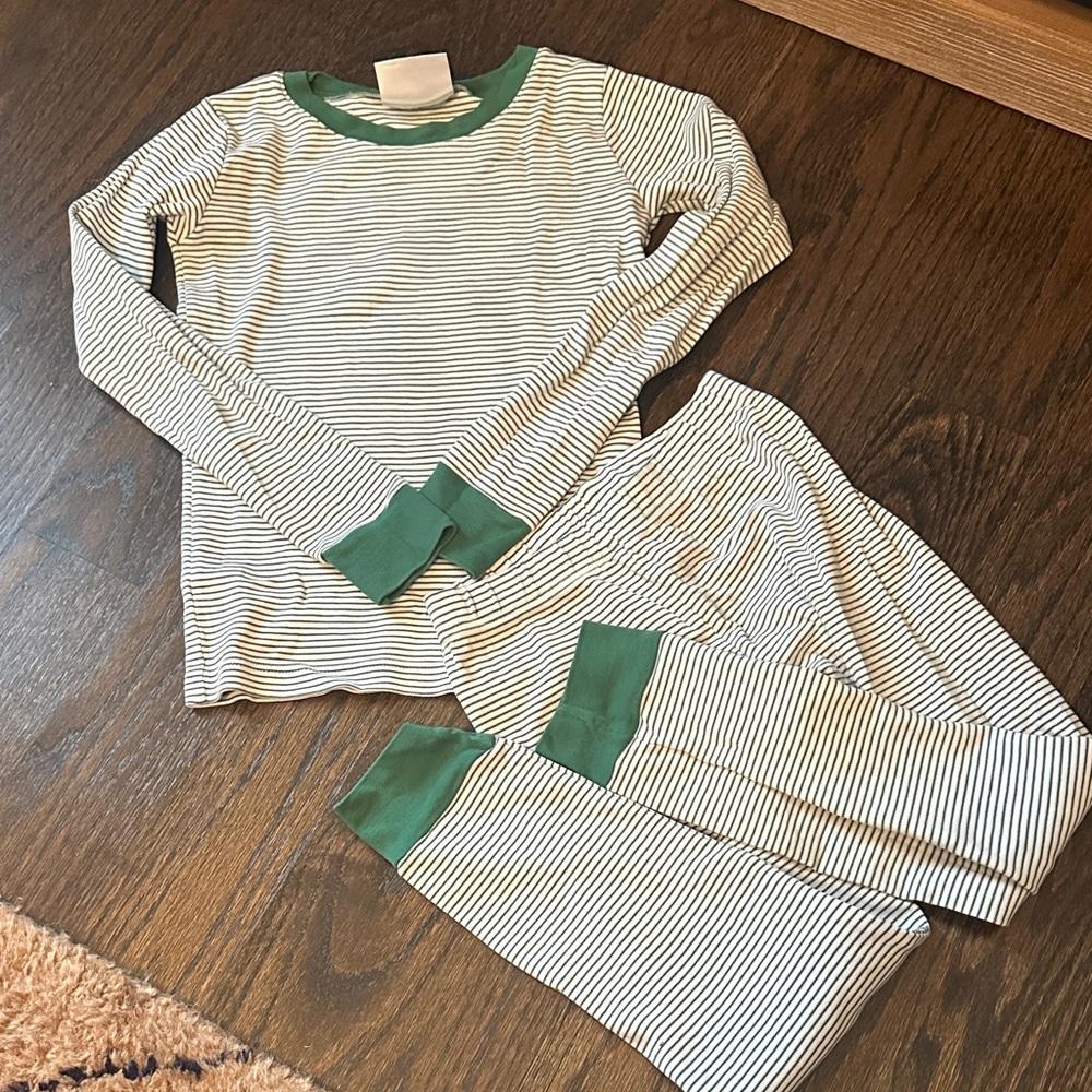LAKE Holiday Striped Green and White Kids Pajamas - Unisex